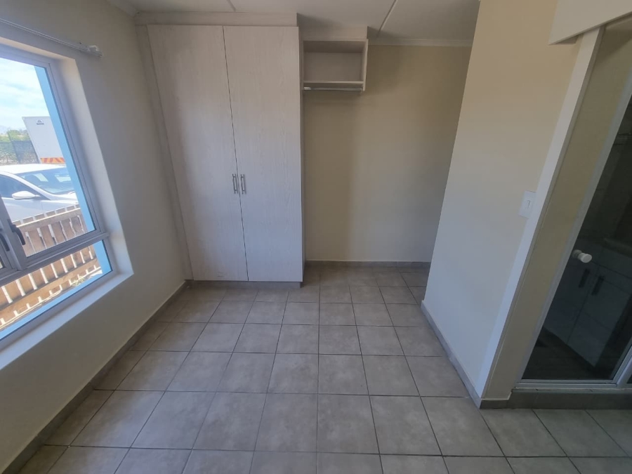 To Let 3 Bedroom Property for Rent in Kuils River Western Cape